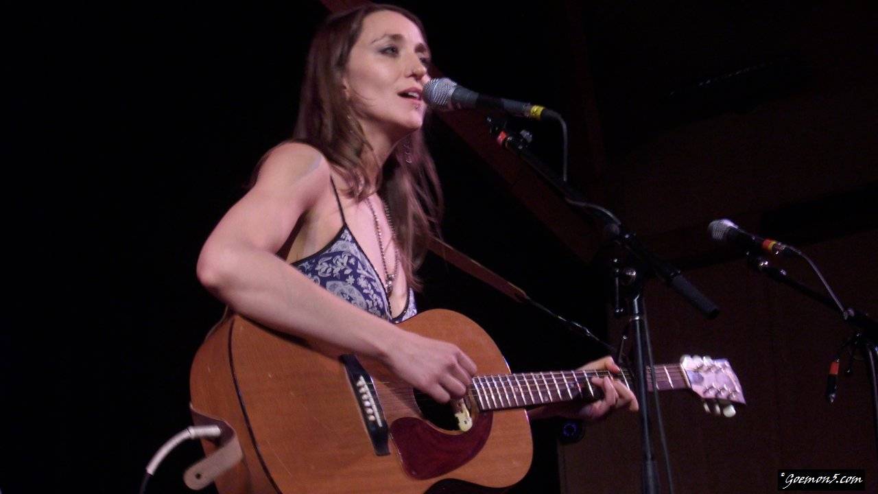 Amy Thiessen, live at Festival Hall